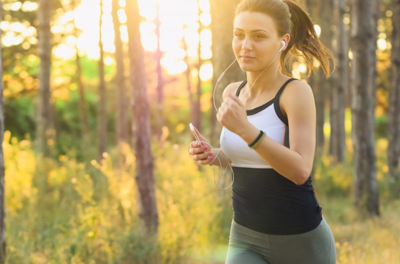 cvičení, zdraví, běh, aerobní cvičení, sport, formování postavy