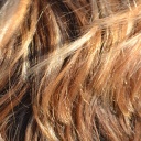 Přírodní barvení vlasů za použití medu a bylinek 